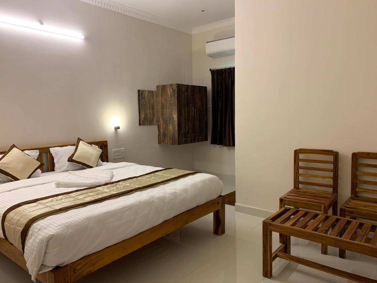 Hotel Rani And Rani Residency Pondicherry Exterior photo